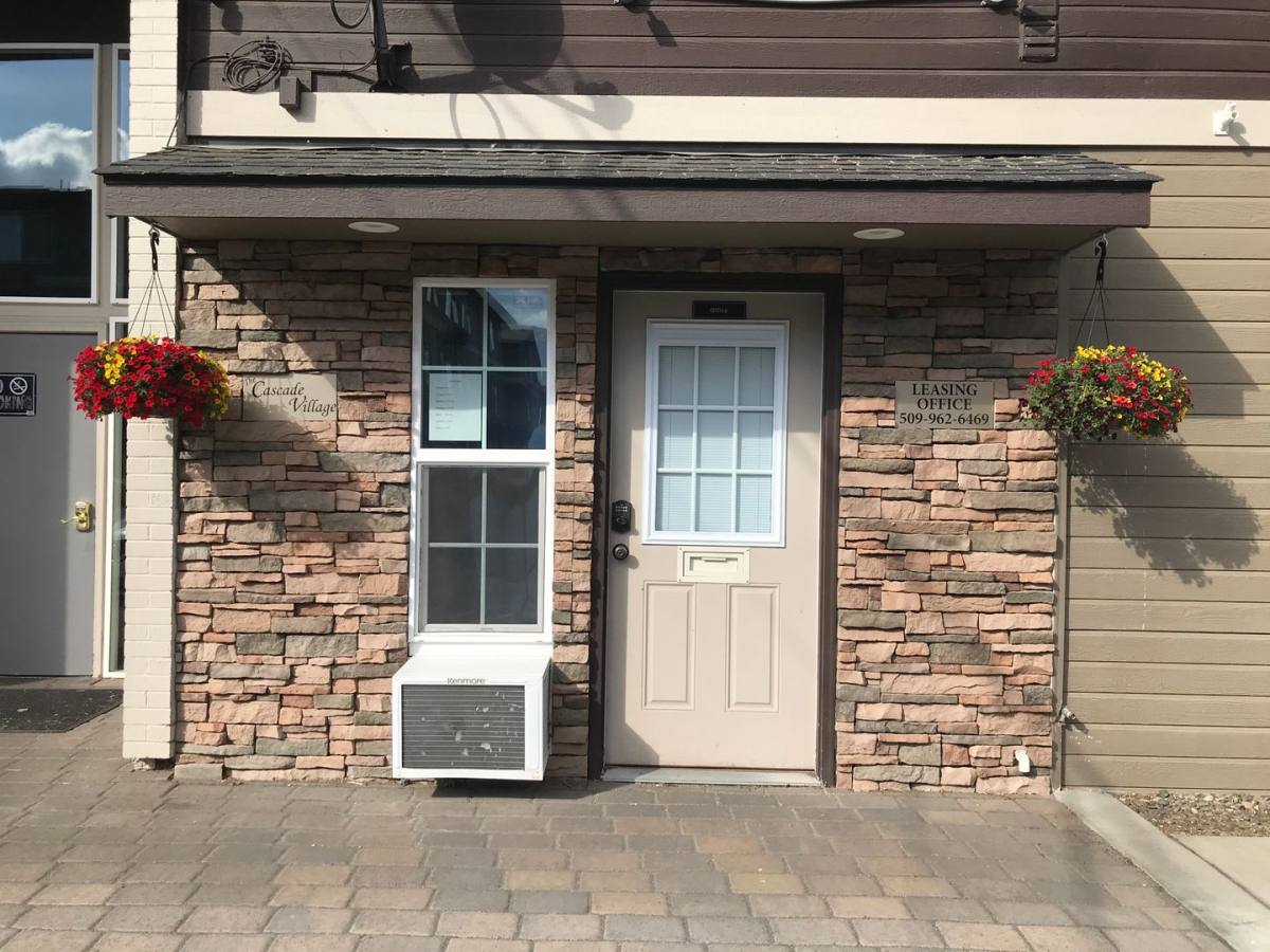 Apartment for rent at 209 E 14th Ave, Ellensburg, WA 98926