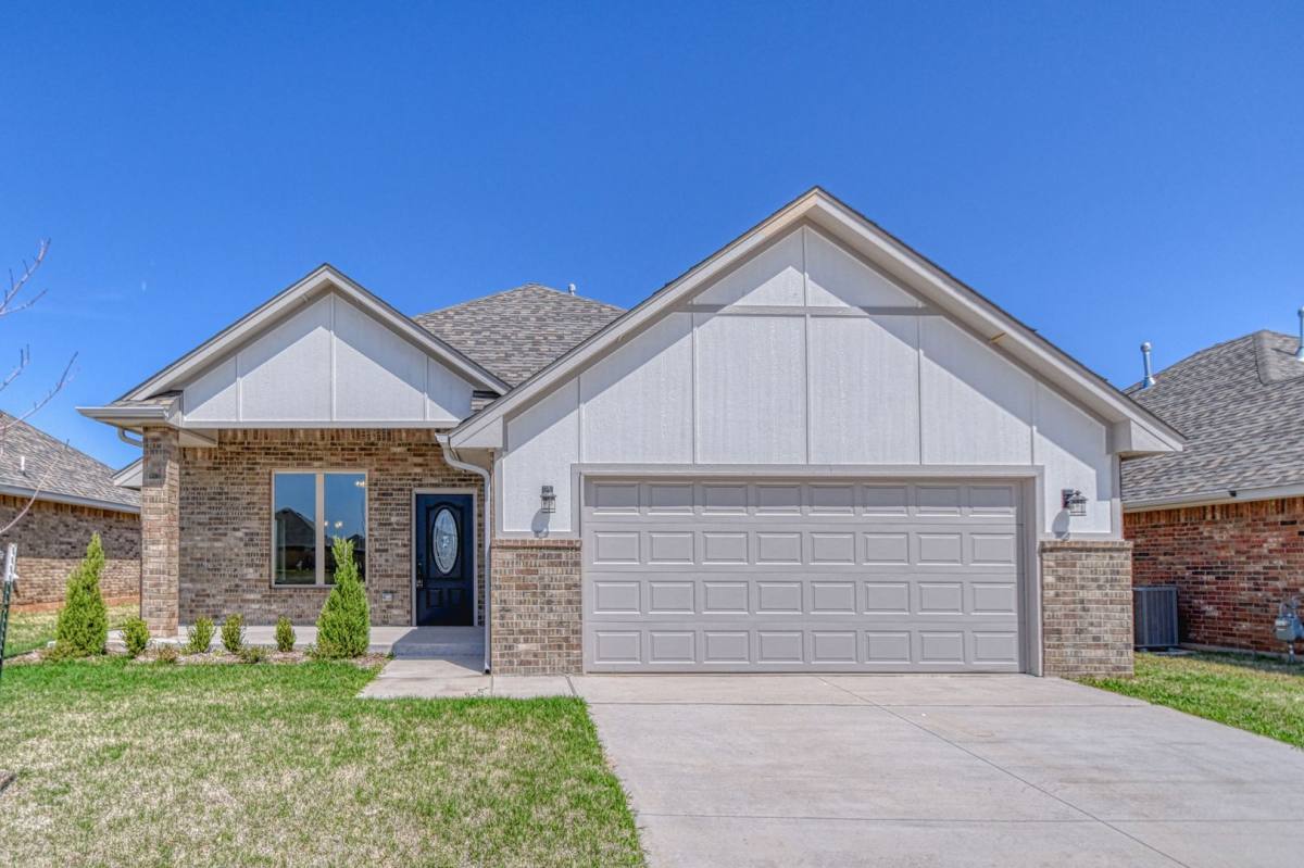 House for rent at 9313 NW 142nd St, Yukon, OK 73099