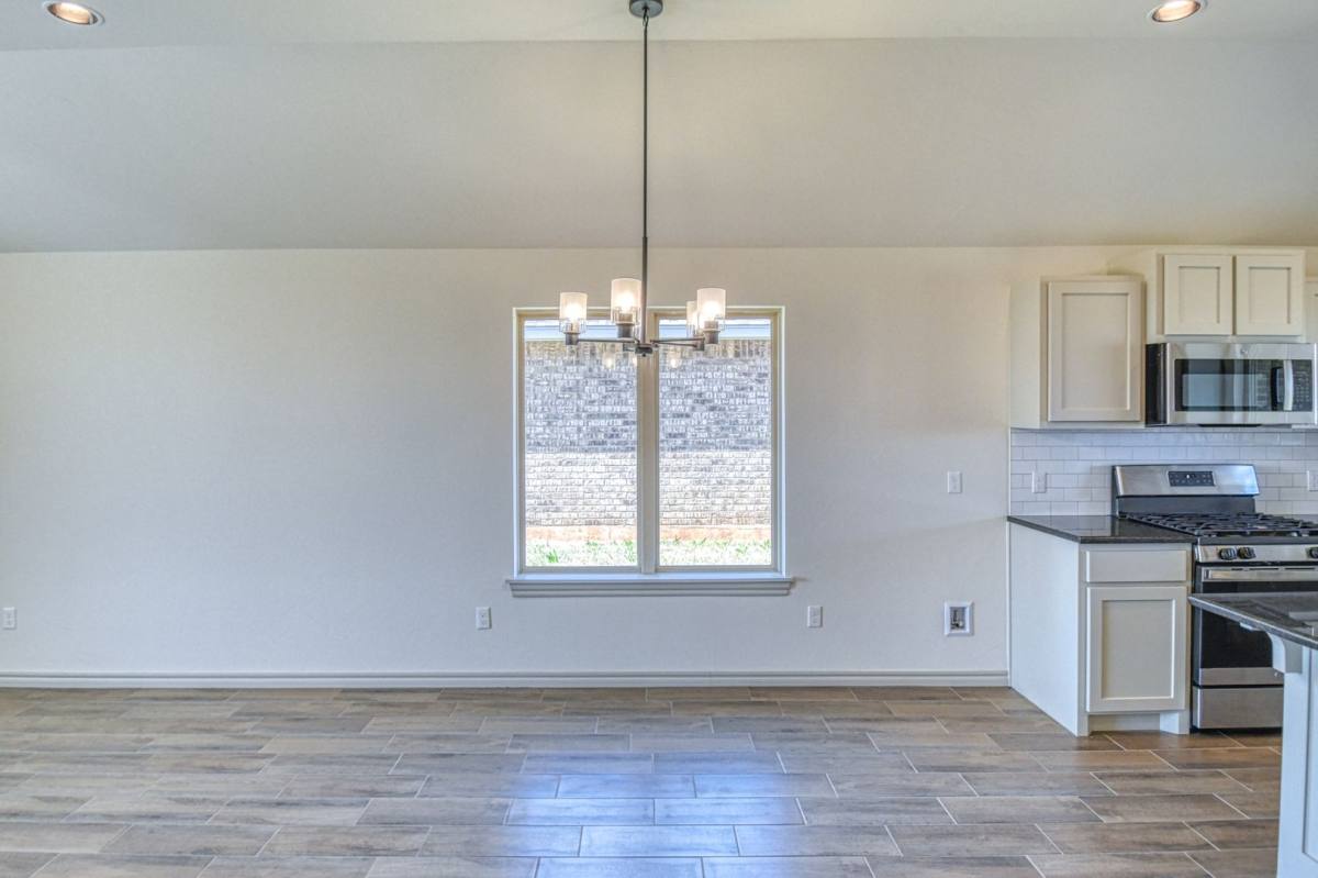 House for rent at 9313 NW 142nd St, Yukon, OK 73099
