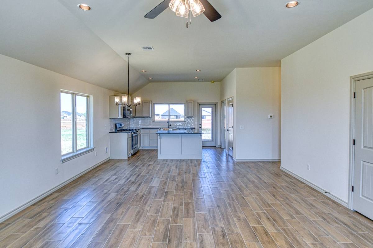 House for rent at 9313 NW 142nd St, Yukon, OK 73099