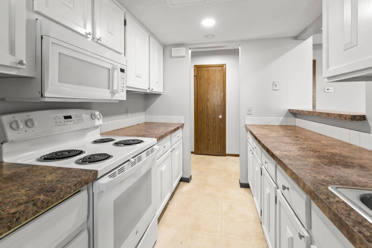 Townhouse for rent at 9002 David Circle, Omaha, NE 68138