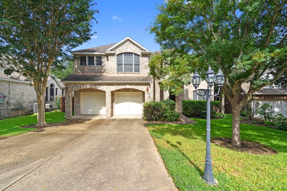 House for rent at 10724 Thoroughbred Dr, Austin, TX 78748