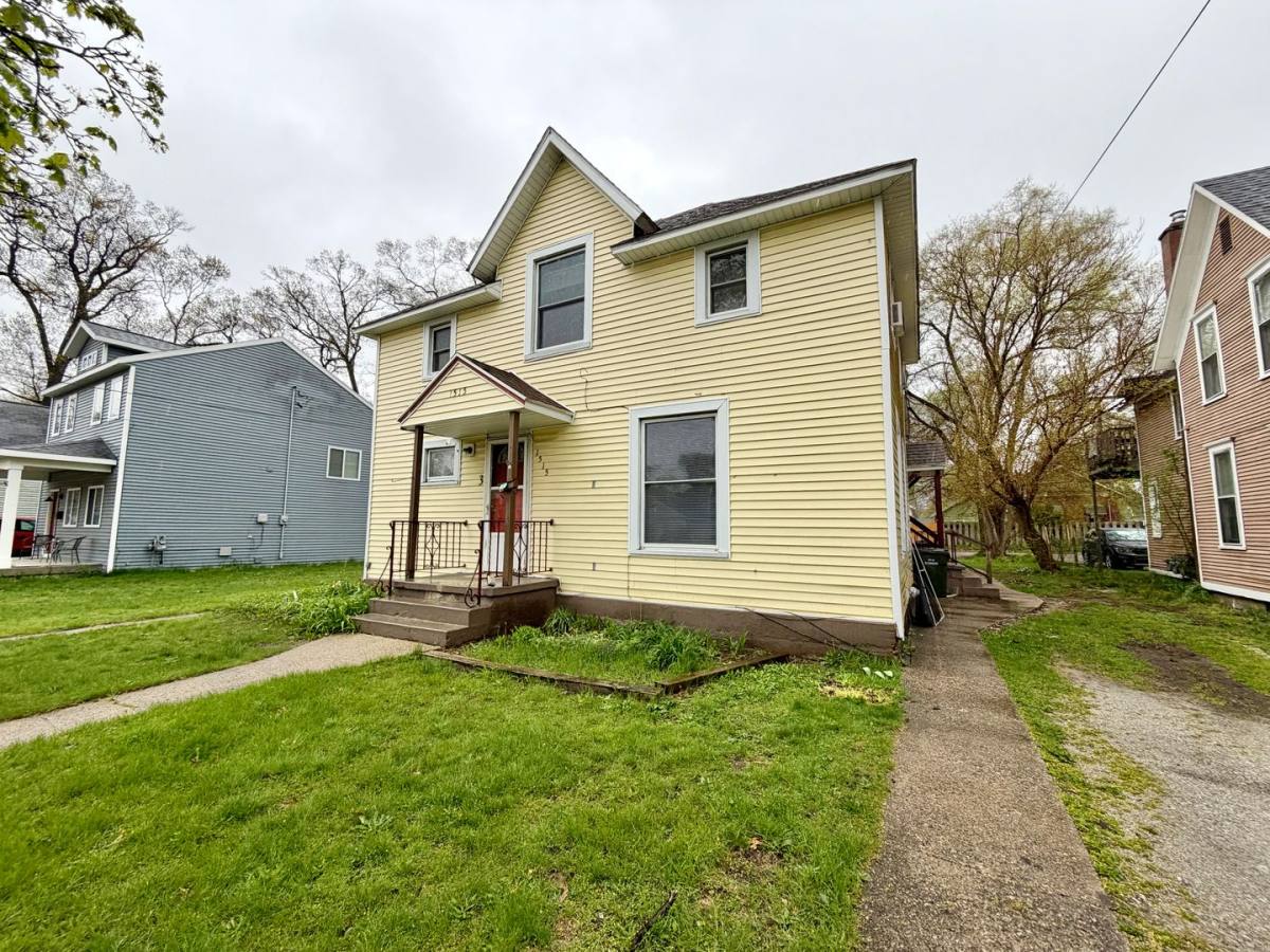 Apartment for rent at 1515 Hoyt, Muskegon, MI 49442