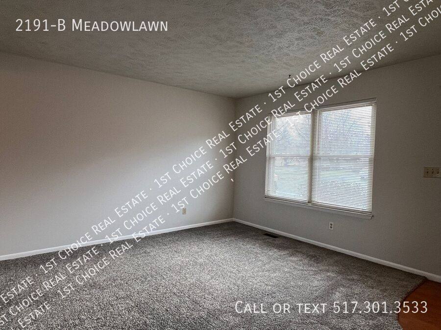 Townhouse for rent at 2191-B Meadowlawn, Holt, MI 48842