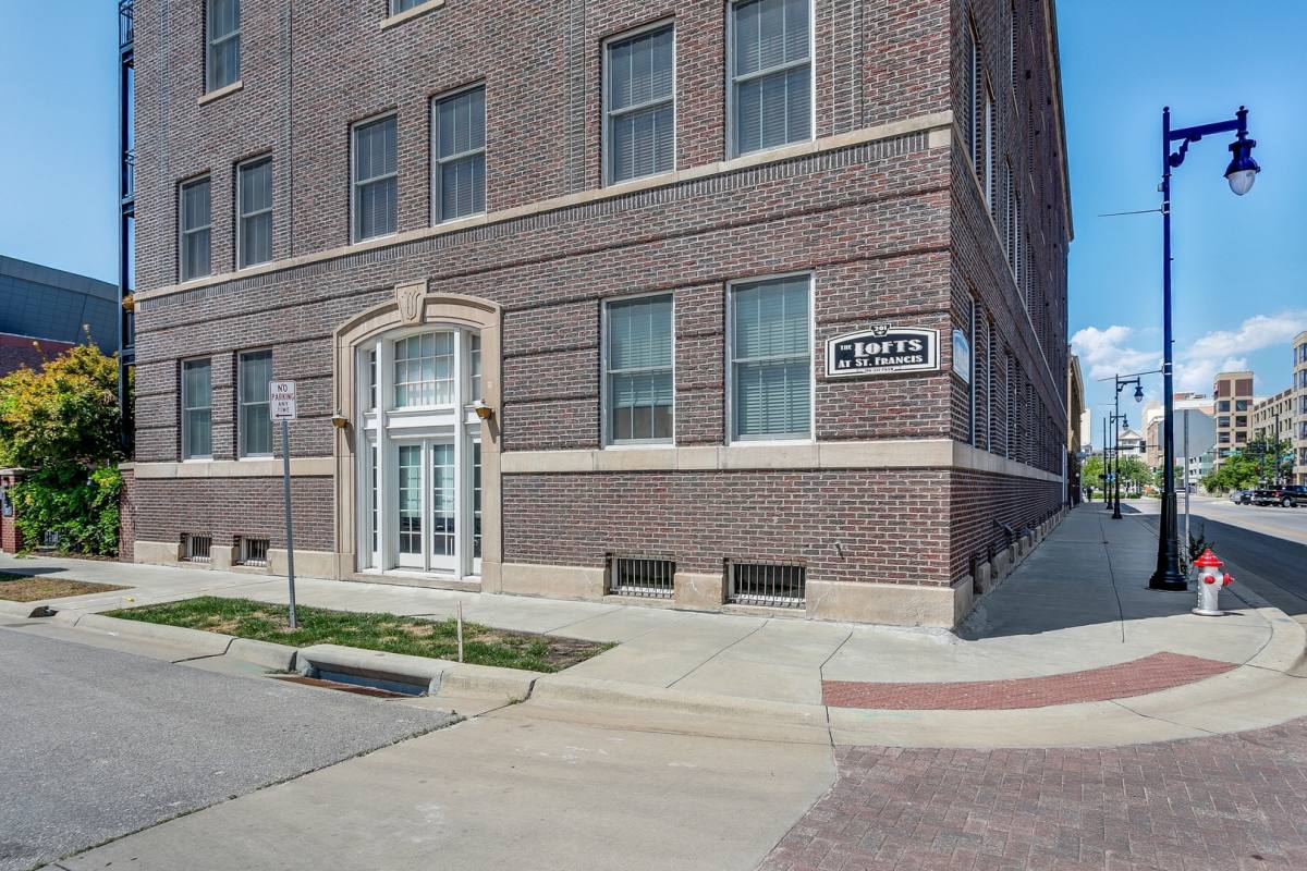 Apartment for rent at 201 S St Francis, Wichita, KS 67202