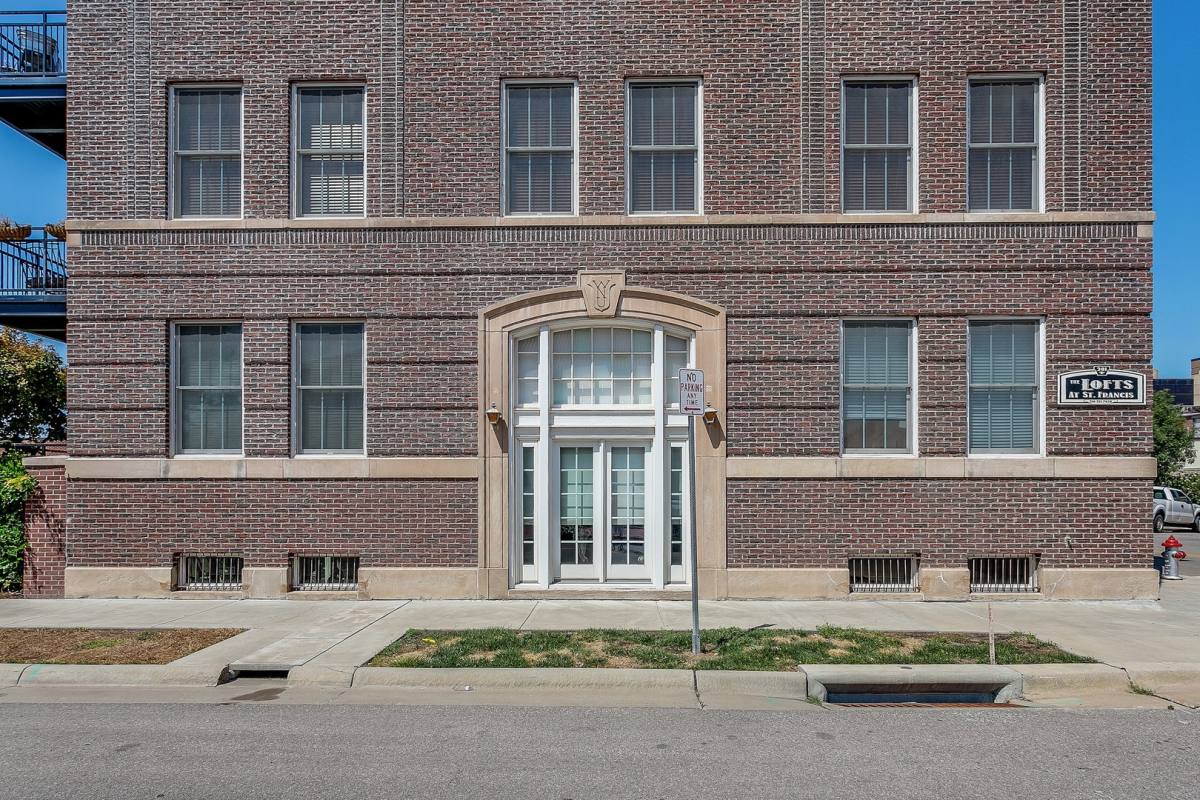 Apartment for rent at 201 S St Francis, Wichita, KS 67202