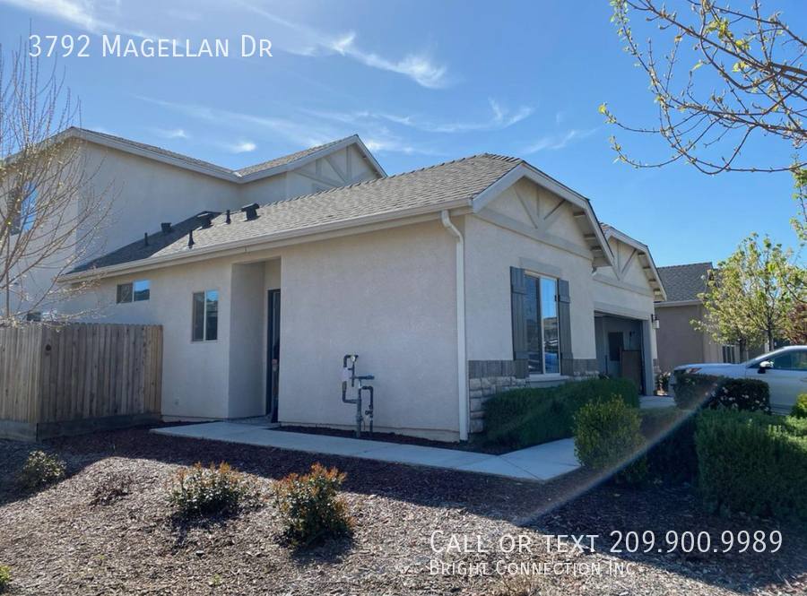 Apartment for rent at 3792 Magellan Dr, Merced, CA 95340