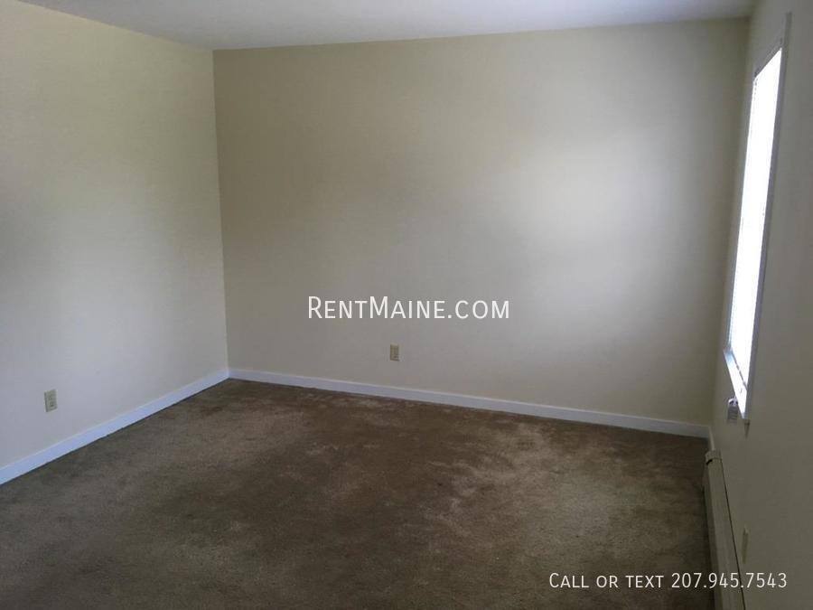 Apartment for rent at 63 Valley View Lane #C, Bangor, ME 04401