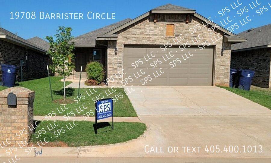 House for rent at 19708 Barrister Circle, Edmond, OK 73012