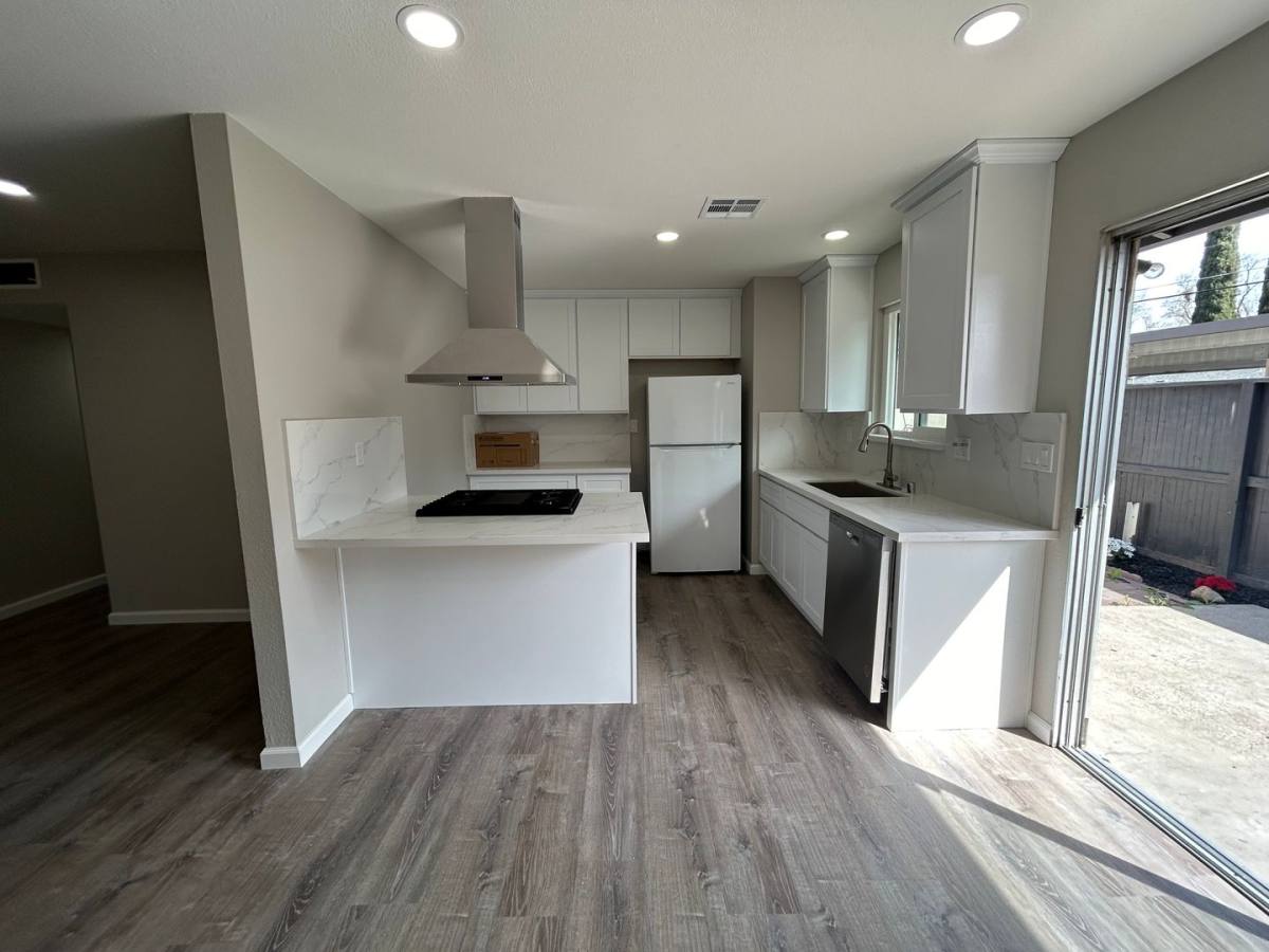 Condo for rent at 215 Floyd Ave, Modesto, CA 95350