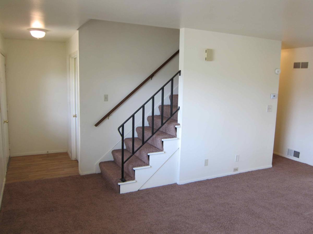 Townhouse for rent at 224 Falls Rd, Grafton, WI 53024