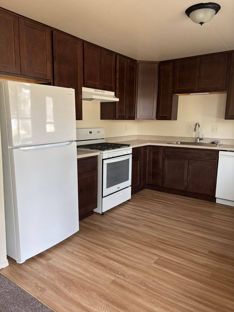 Townhouse for rent at 224 Falls Rd, Grafton, WI 53024