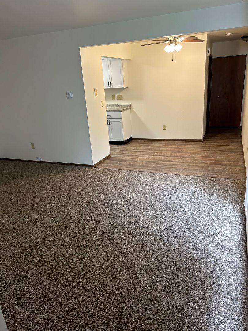 Apartment for rent at 1447 Parkview Terrace, Sheboygan, WI 53081