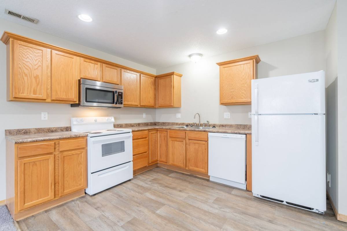 Townhouse for rent at 2150 NE 18th St, Grimes, IA 50111