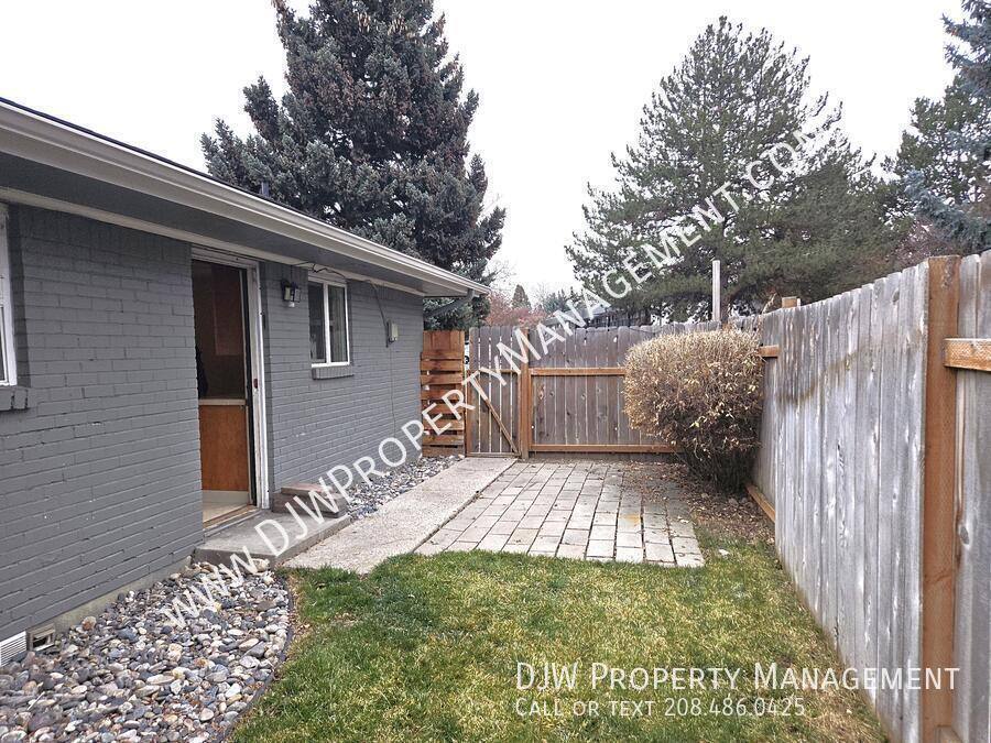 Townhouse for rent at 1627 Martha St, Boise, ID 83706