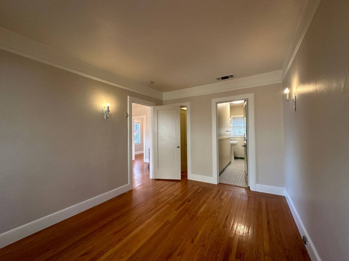 Apartment for rent at 3931 3935 3949 3959 M St, Sacramento, CA 95816