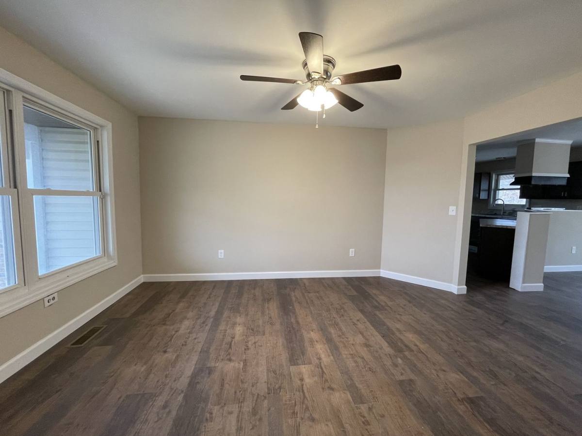 House for rent at 2101 W Outer Highway 61, Moscow Mills, MO 63362