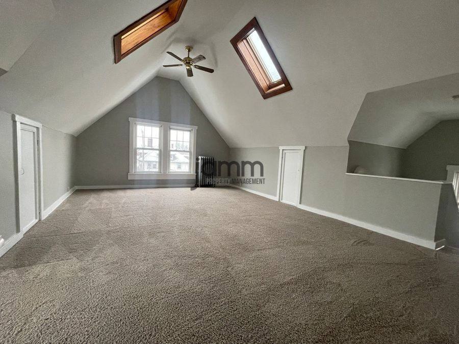 Apartment for rent at 1548 Alameda Ave, Lakewood, OH 44107