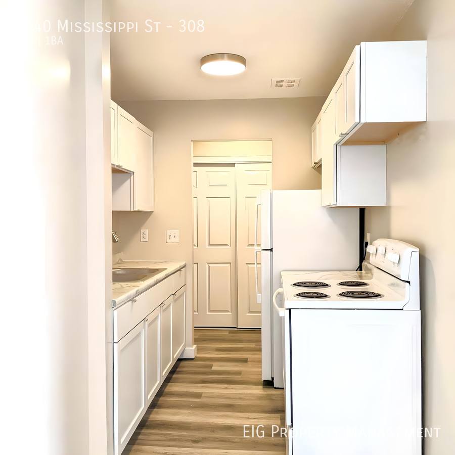 Apartment for rent at 1540 Mississippi St #308, Saint Paul, MN 55130