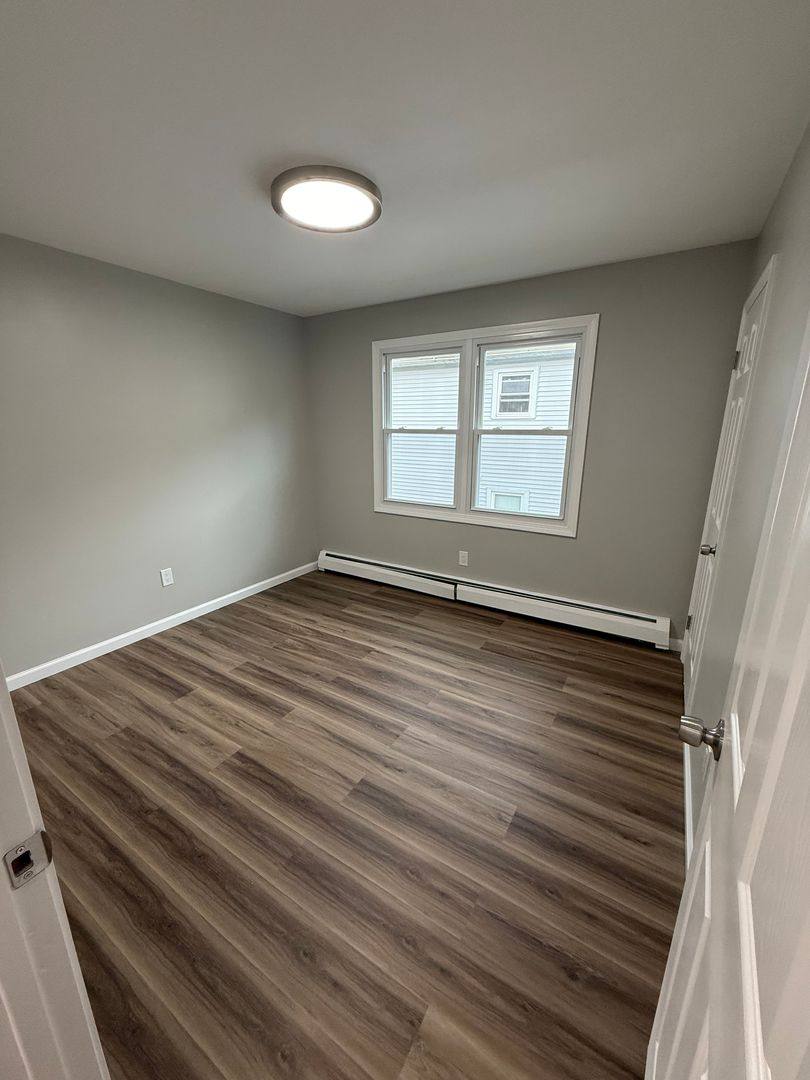 Apartment for rent at 25 Elizabeth St, Ansonia, CT 06401
