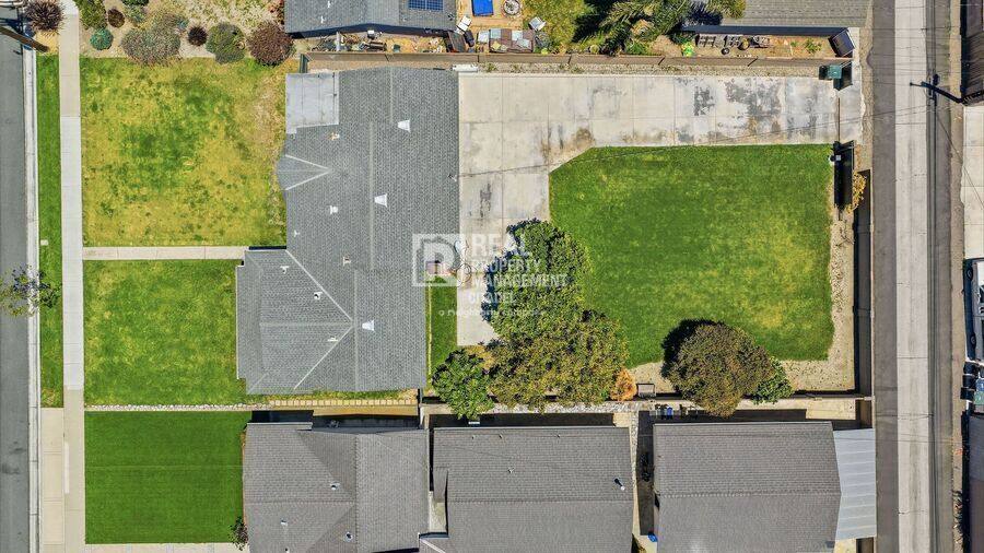 House for rent at 5082 Edinger Ave, Huntington Beach, CA 92649