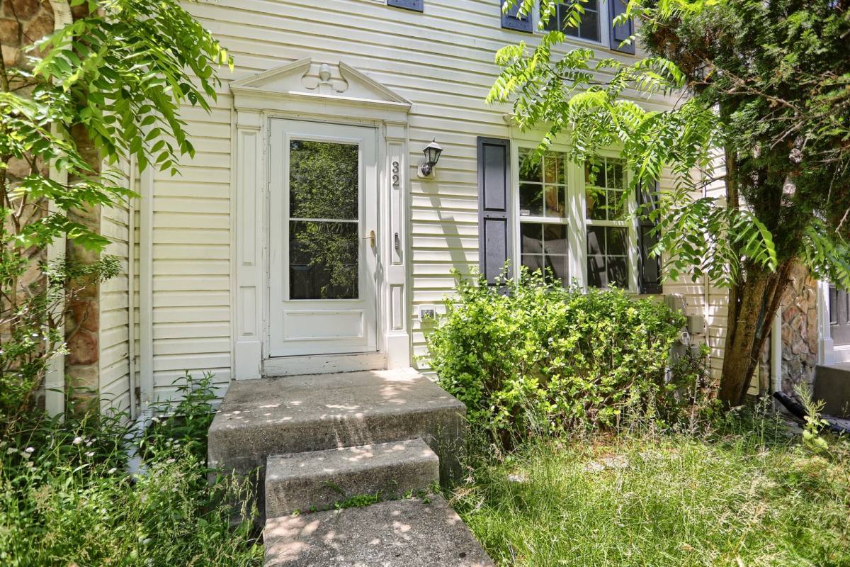 Townhouse for rent at 32 Gwynnswood Rd, Owings Mills, MD 21117