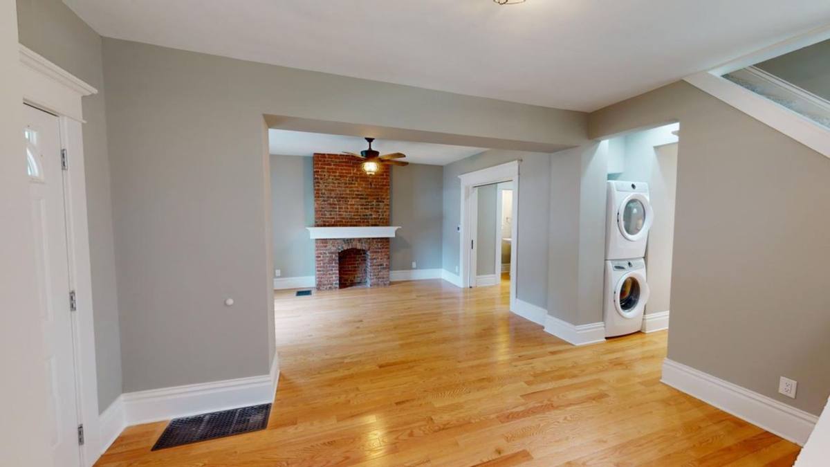 Apartment for rent at 1348 Summit St, Columbus, OH 43201