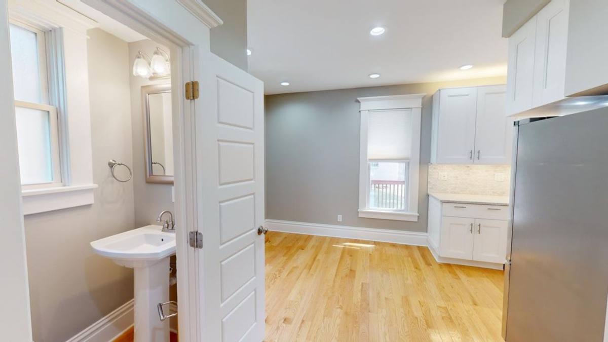 Apartment for rent at 1348 Summit St, Columbus, OH 43201