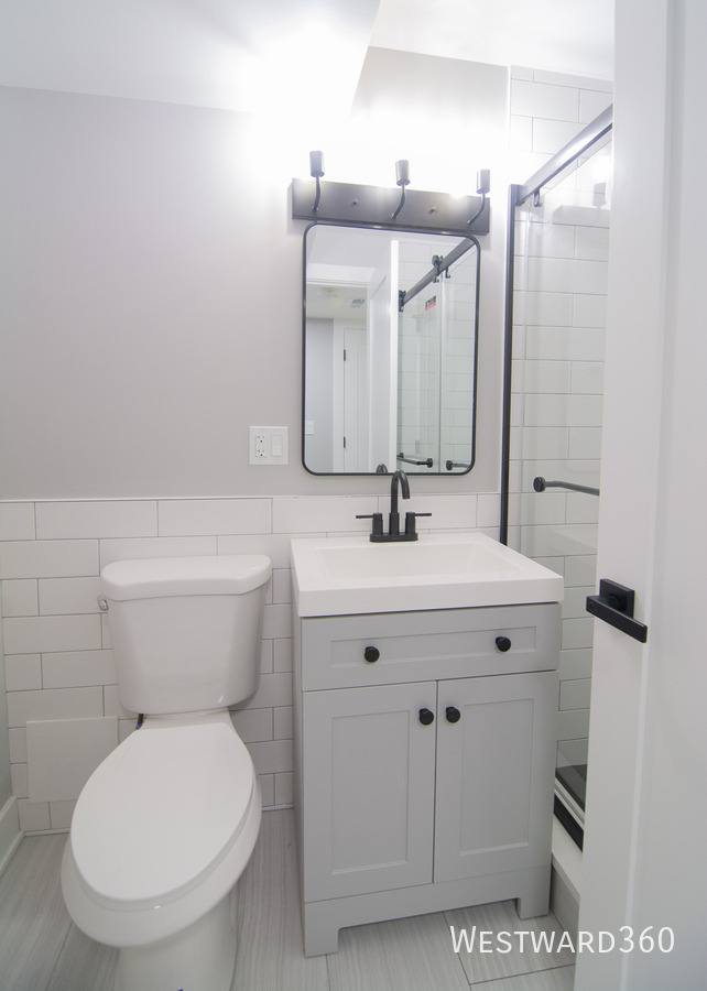 Apartment for rent at 6141 N Hermitage Ave #GD, Chicago, IL 60660