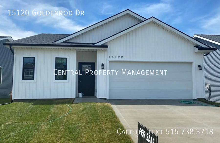 House for rent at 15120 Goldenrod Dr, Urbandale, IA 50323