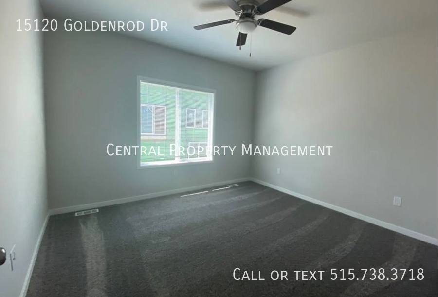 House for rent at 15120 Goldenrod Dr, Urbandale, IA 50323