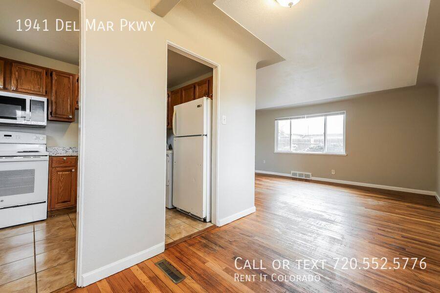 Apartment for rent at 1941 Del Mar Parkway, Aurora, CO 80010