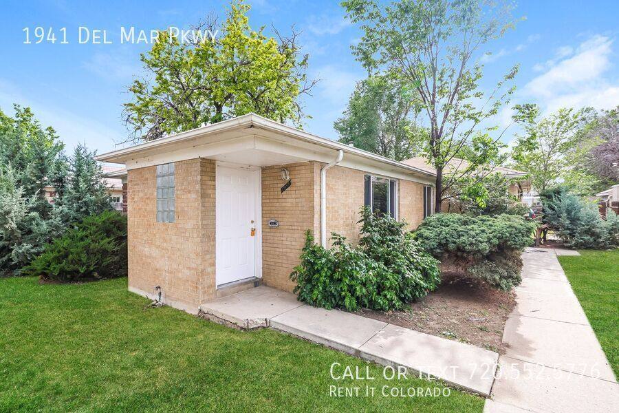 Apartment for rent at 1941 Del Mar Parkway, Aurora, CO 80010