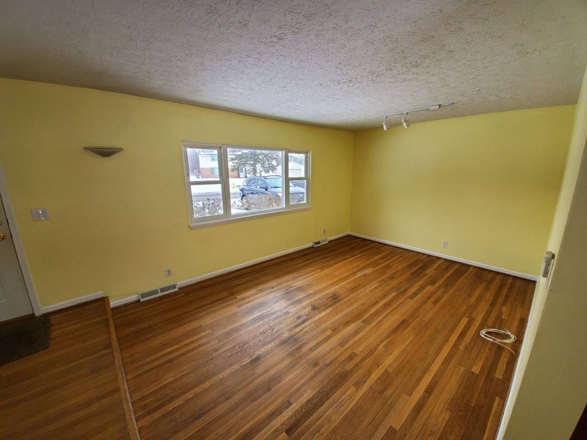 House for rent at 32 Golden Rod Lane, Rochester, NY 14623