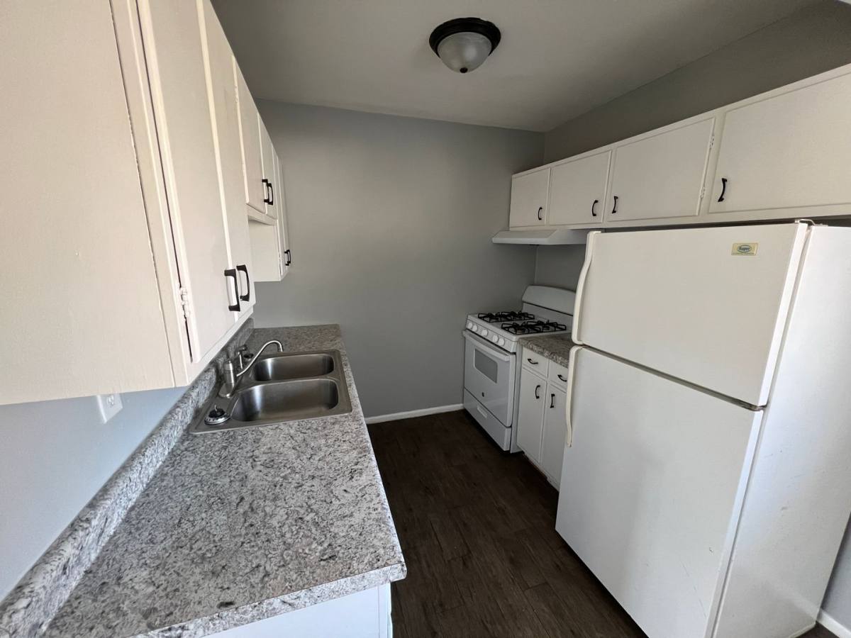 Apartment for rent at 2206-2220 Nuttman Ave, Fort Wayne, IN 46809