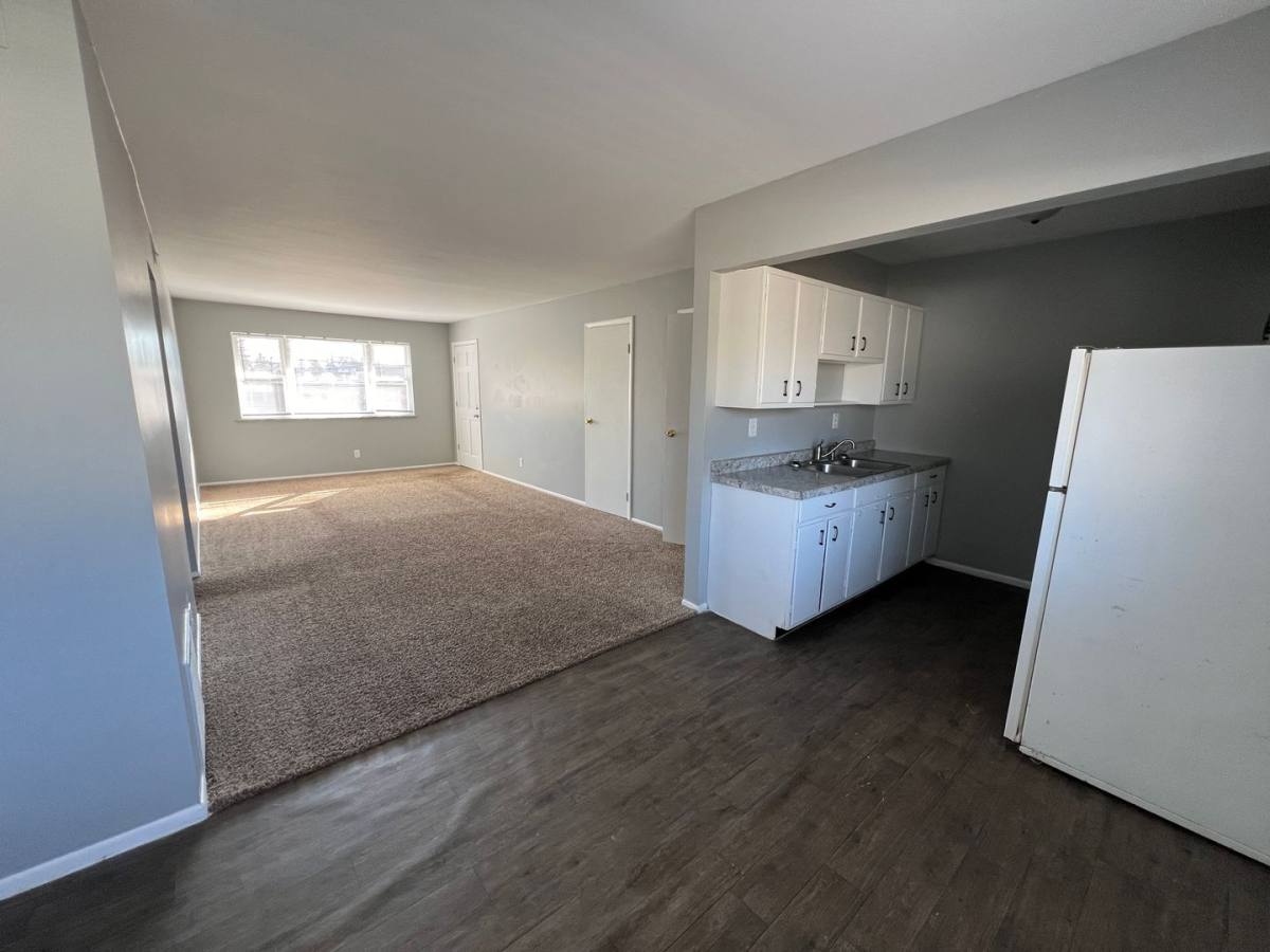 Apartment for rent at 2206-2220 Nuttman Ave, Fort Wayne, IN 46809