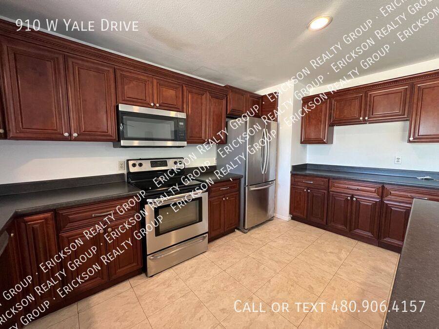 House for rent at 910 W Yale Dr, Tempe, AZ 85283