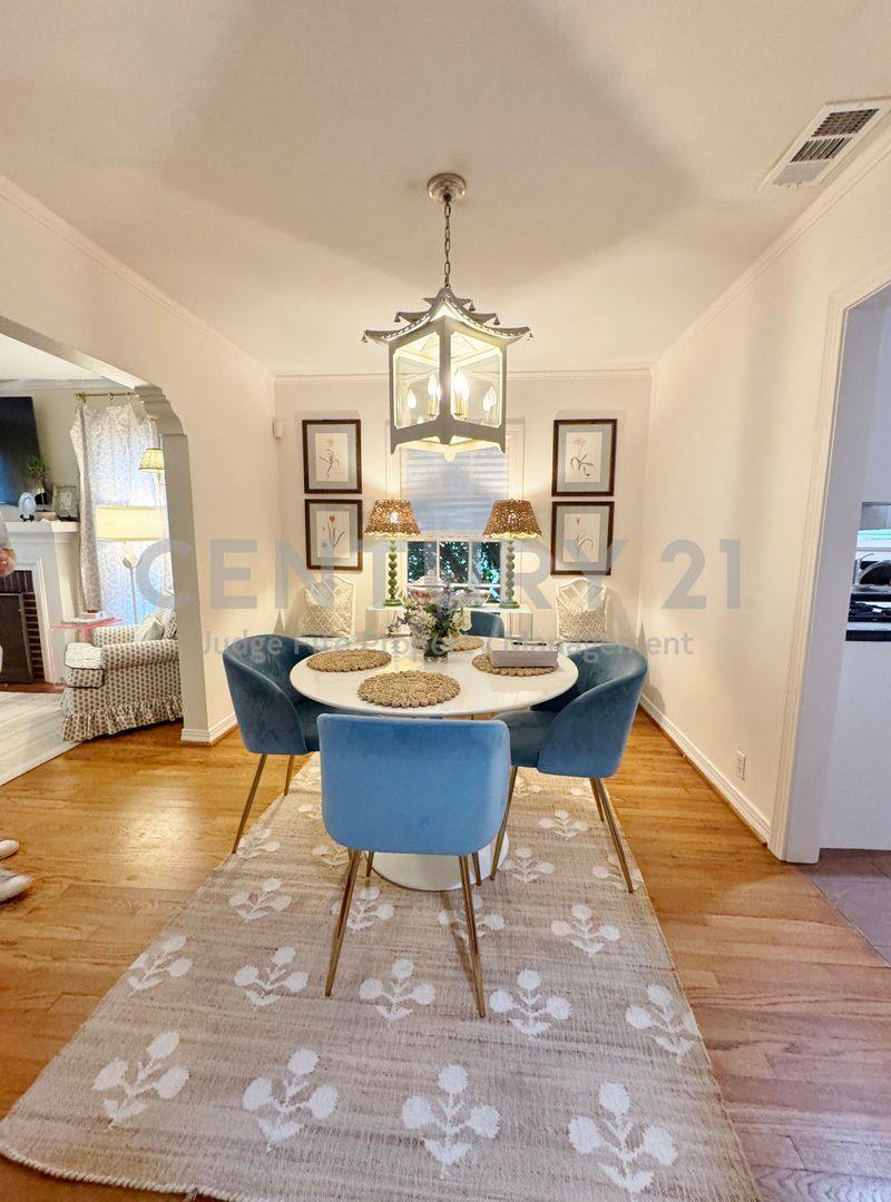 House for rent at 5101 W Amherst Ave, Dallas, TX 75209