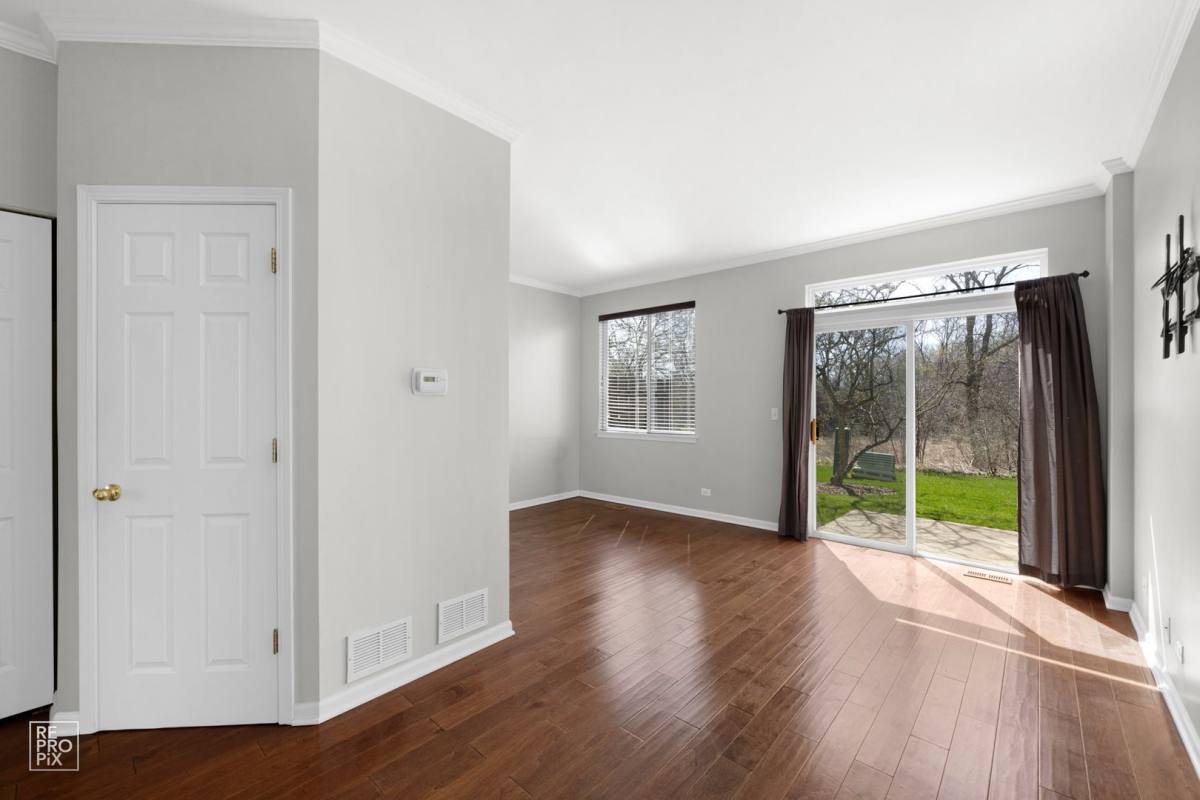 Townhouse for rent at 1353 Longchamps Court, Grayslake, IL 60030