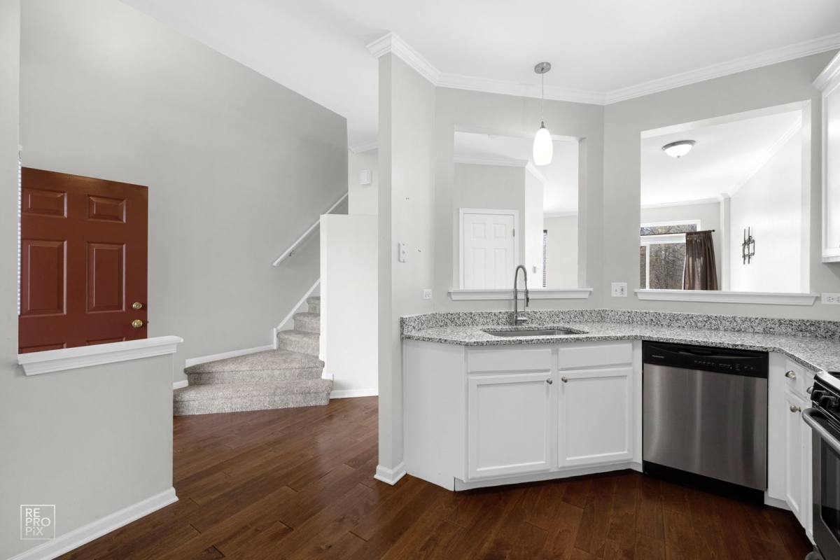 Townhouse for rent at 1353 Longchamps Court, Grayslake, IL 60030