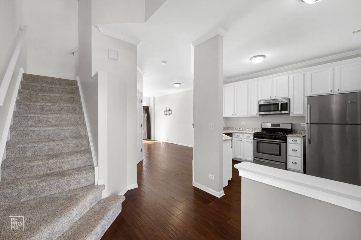 Townhouse for rent at 1353 Longchamps Court, Grayslake, IL 60030