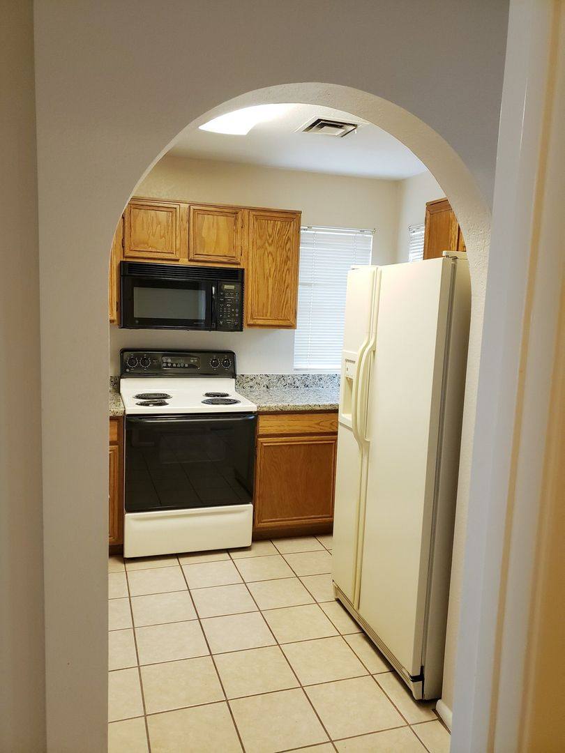 Townhouse for rent at 7040 W Olive Ave, Peoria, AZ 85345