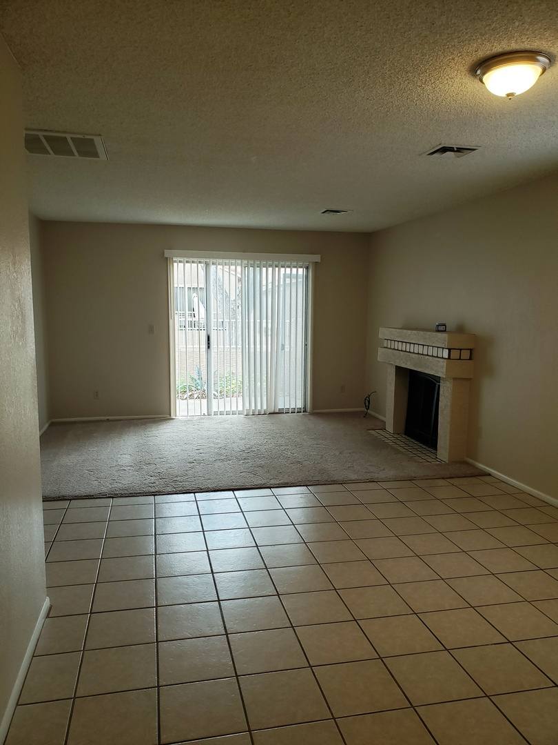 Townhouse for rent at 7040 W Olive Ave, Peoria, AZ 85345