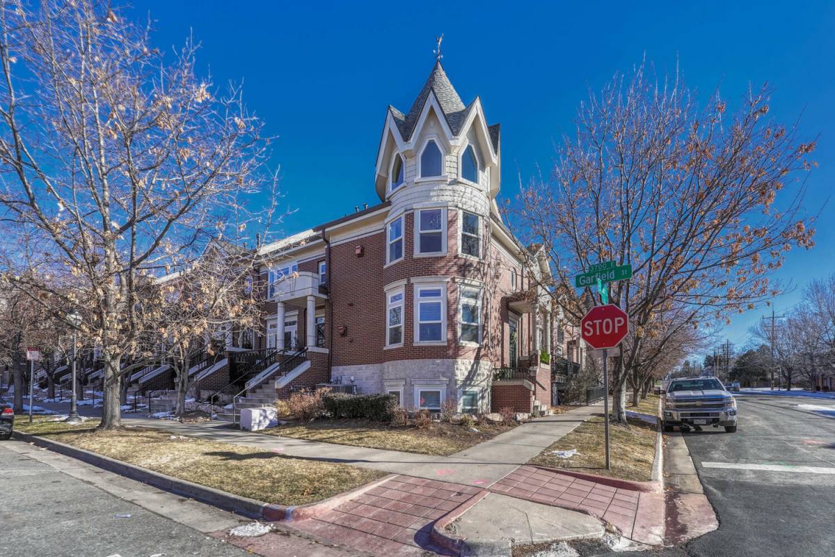 Townhouse for rent at 2 Garfield St #B, Denver, CO 80206
