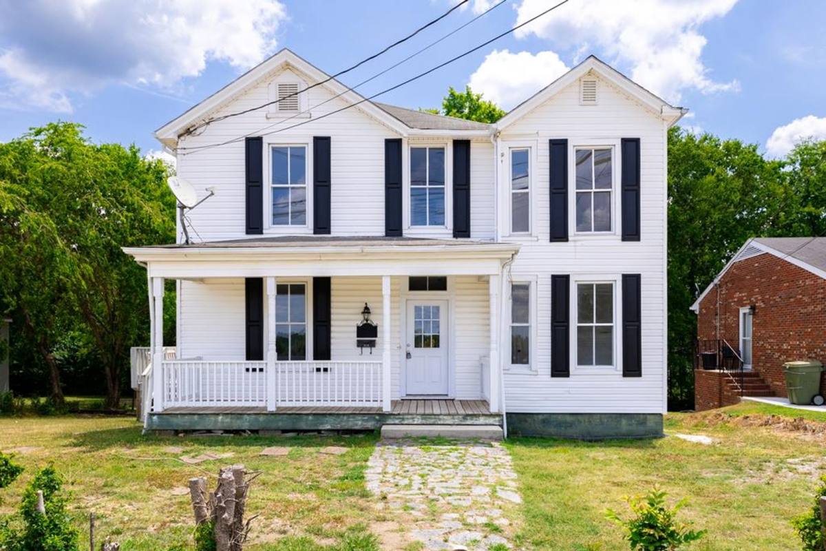 House for rent at 618 S Main St, Farmville, VA 23901