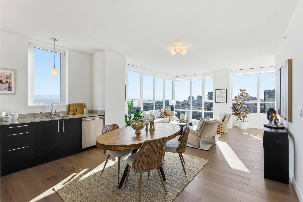 Apartment for rent at 300 Berry St #1008, San Francisco, CA 94158