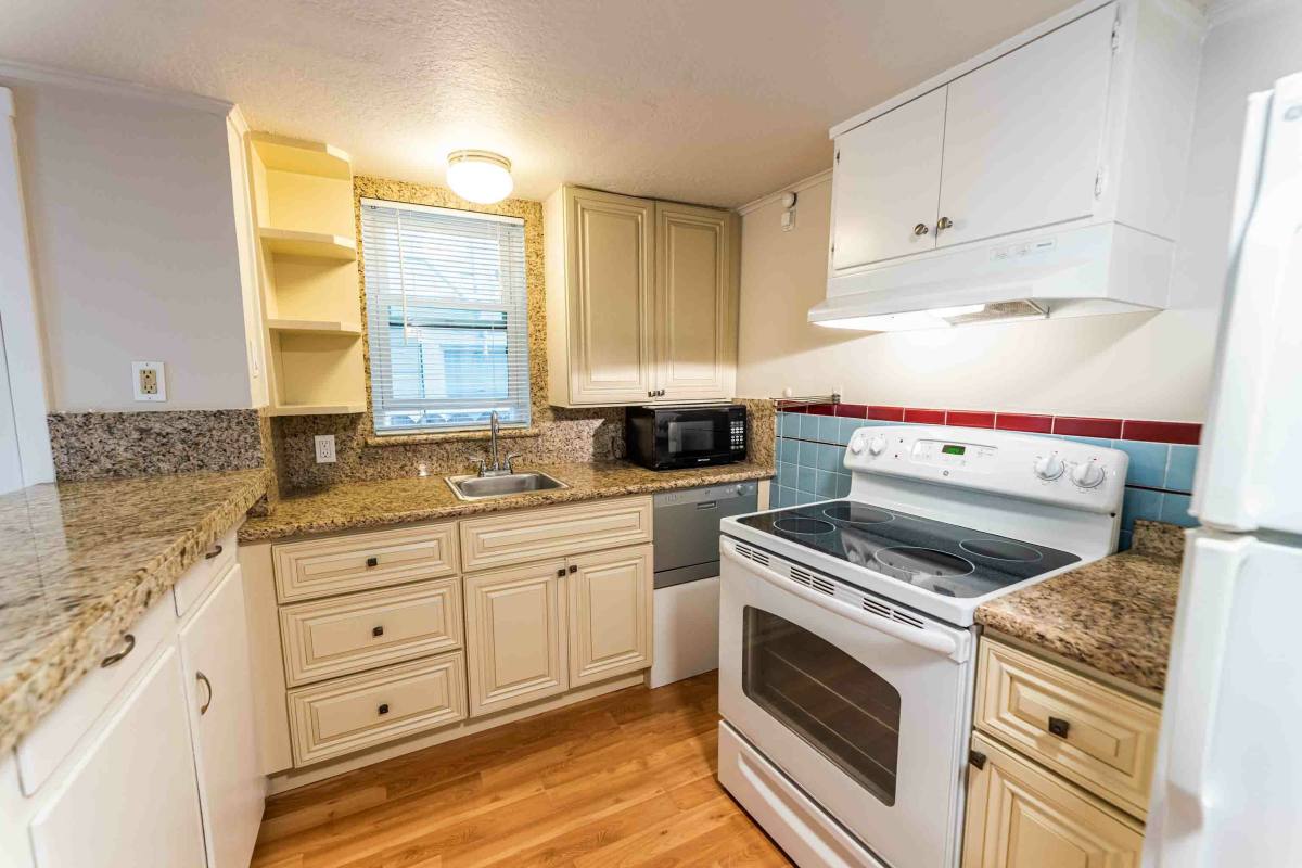 Apartment for rent at 3557A Pierce St #A, San Francisco, CA 94123