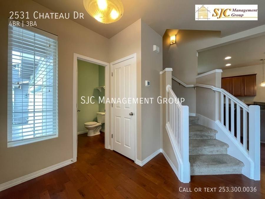 House for rent at 2531 Chateau Dr, Puyallup, WA 98373