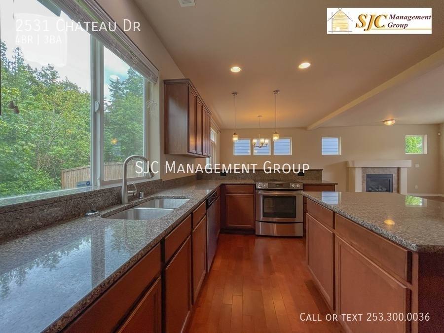 House for rent at 2531 Chateau Dr, Puyallup, WA 98373