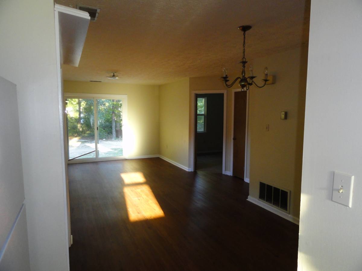 Apartment for rent at 1037 Ash St, Springfield, GA 31329